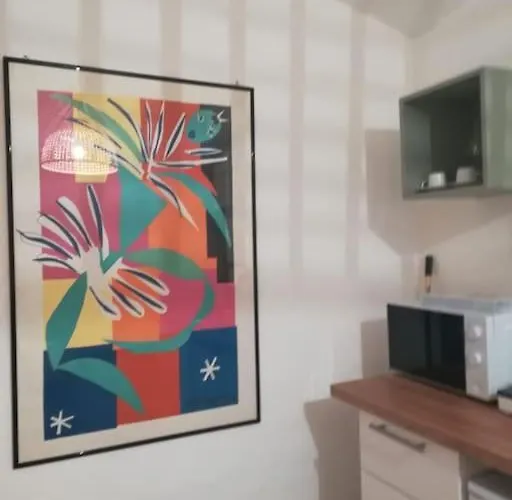 Quintino Sella 175 Foresteria Matisse Апартаменты